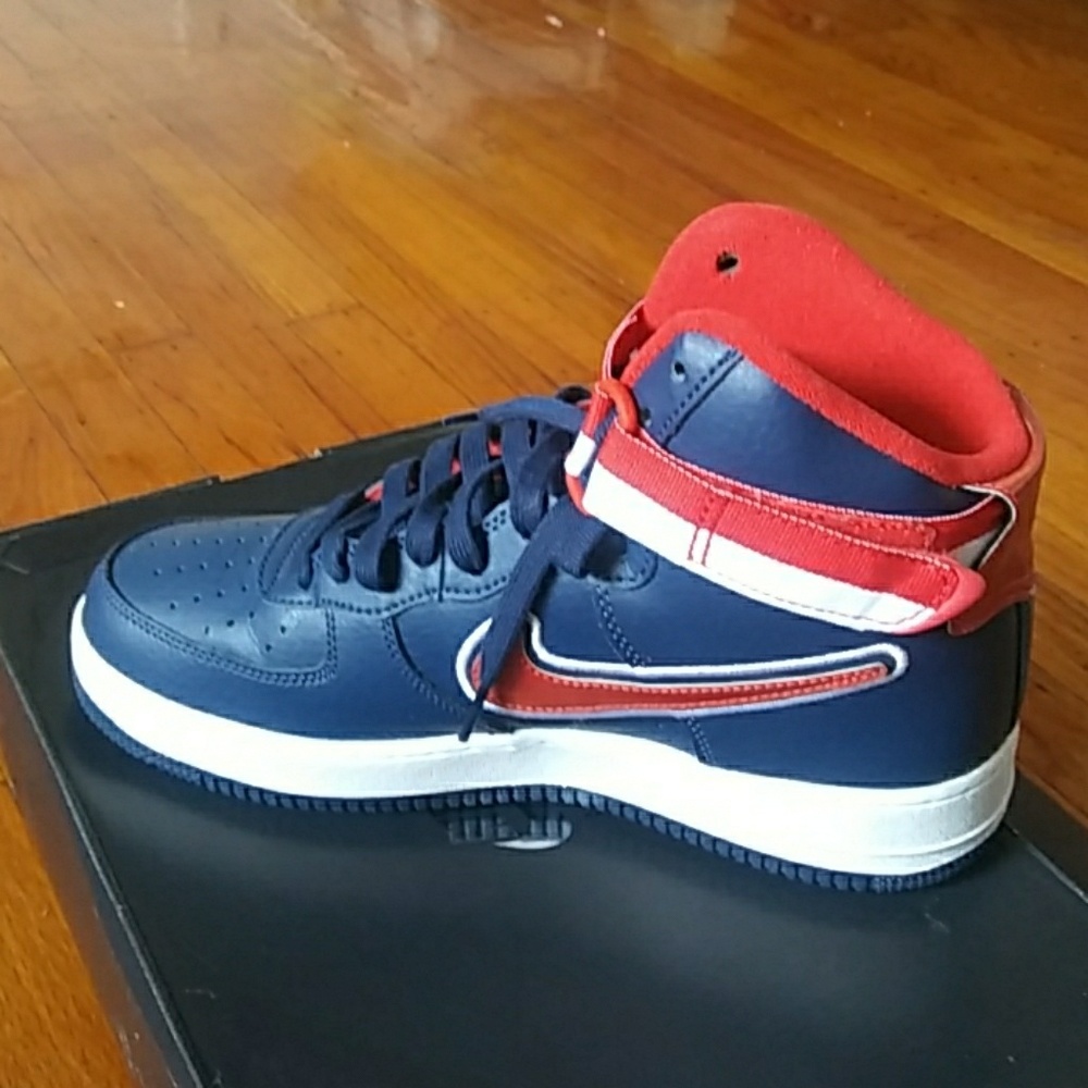 NIKE AIR FORCE 1 HIGH '07 LV8 SPORT. 'Wizards'